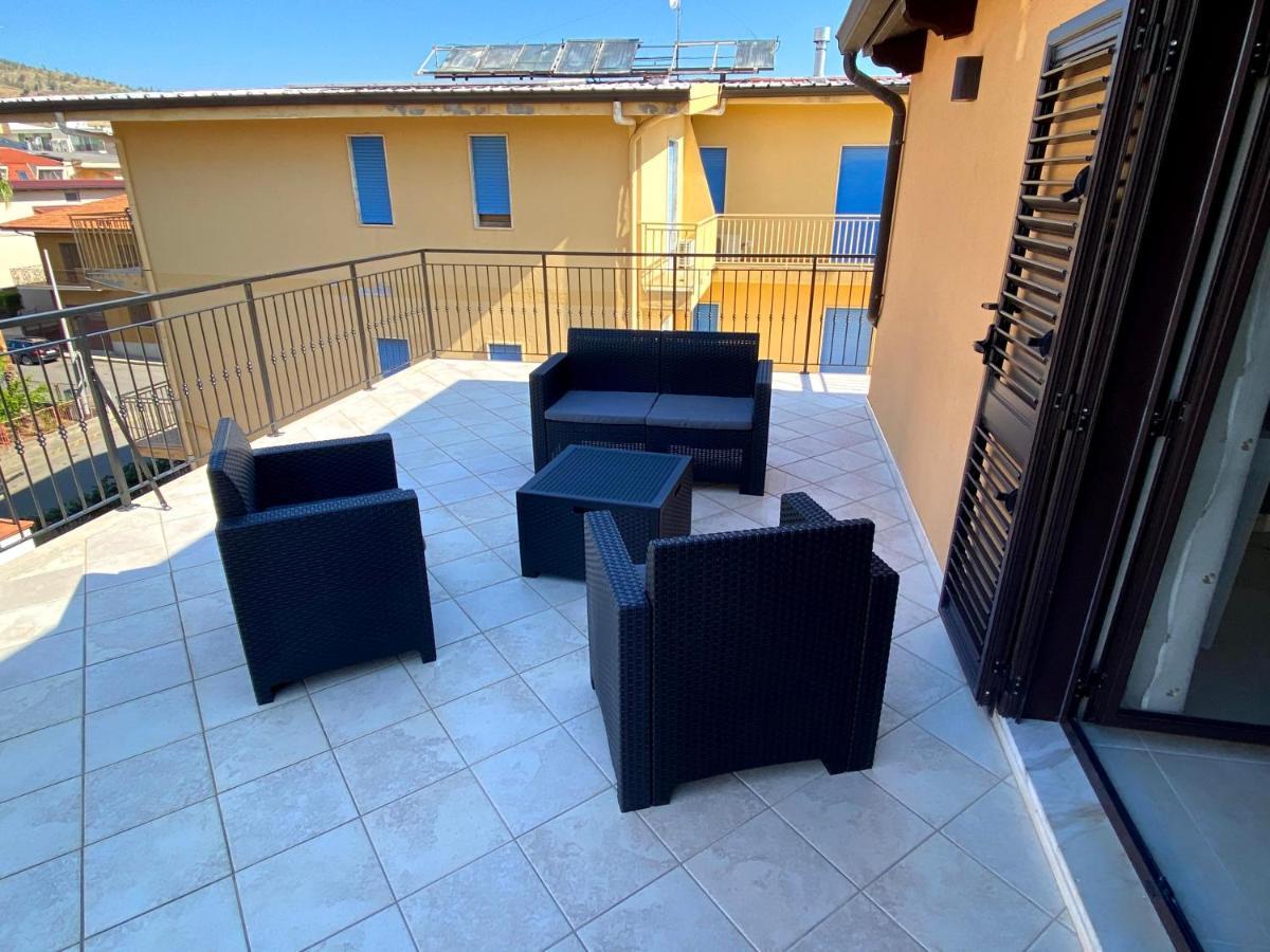 B&B Mediterraneo Torre Melissa Екстериор снимка